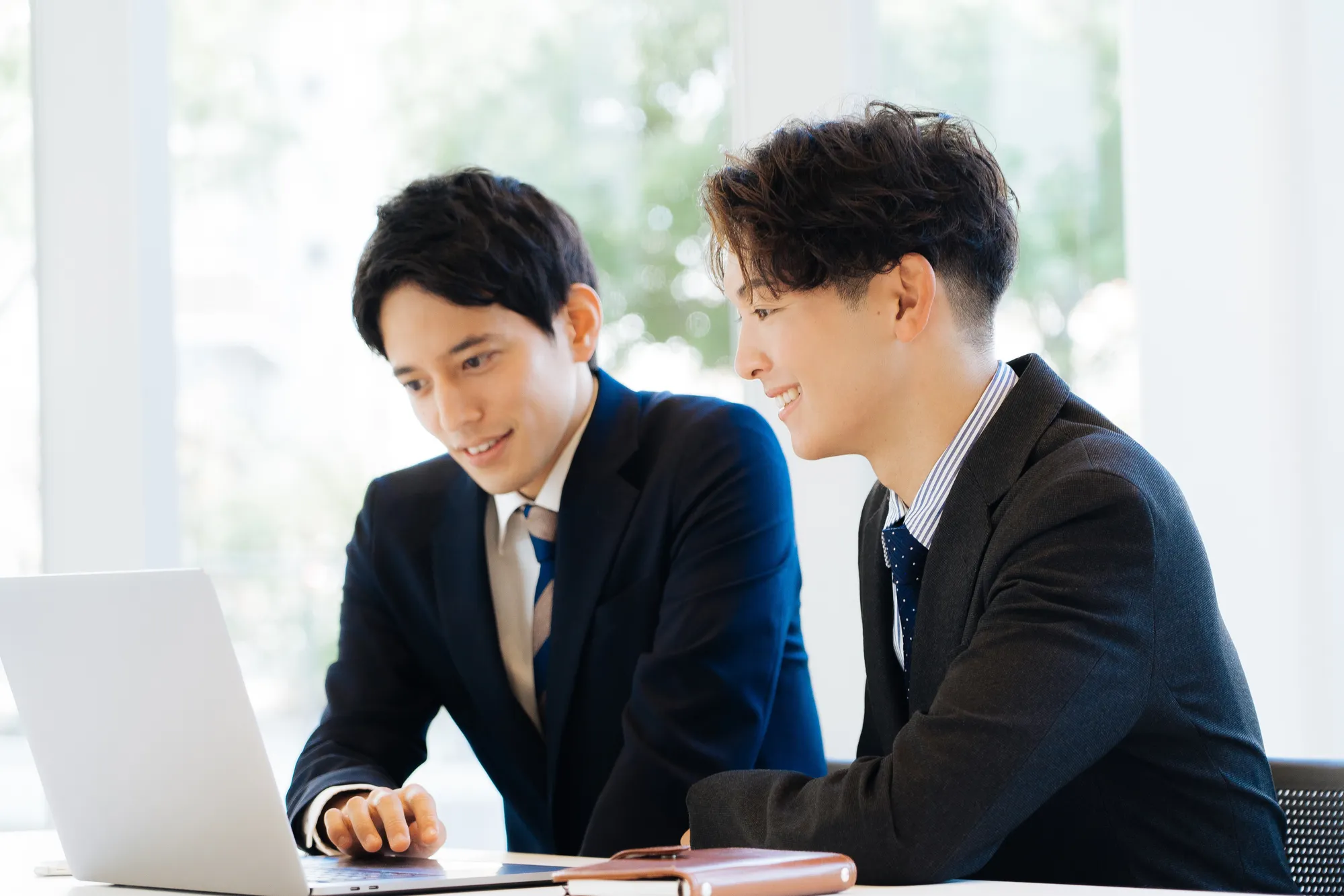 通関部の仕事イメージ